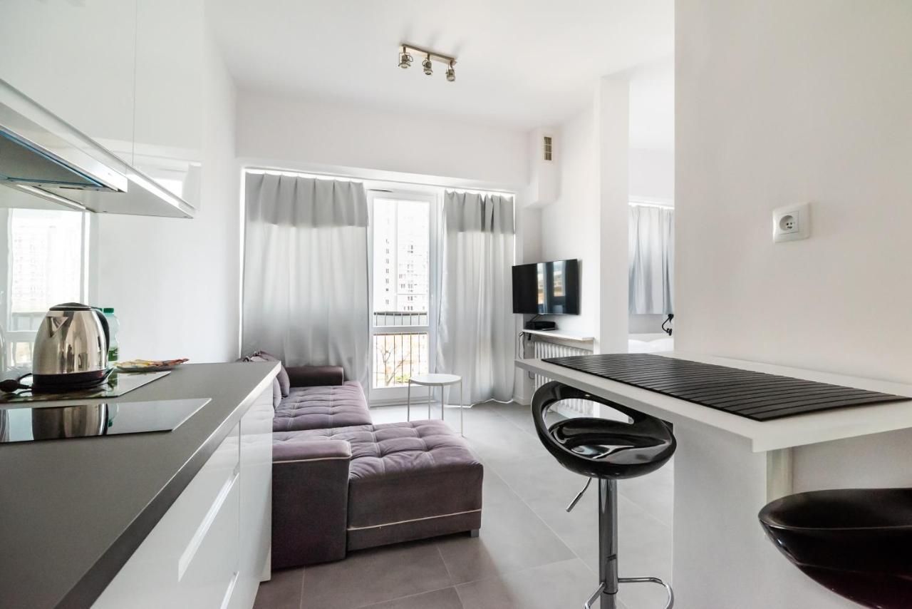 Chlodna Sky Blue Aparament Βαρσοβία Εξωτερικό φωτογραφία